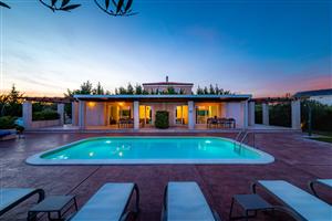 Casa - Nin