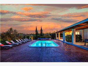 Villa Almond Nin, Size 100.00 m2, Accommodation with pool