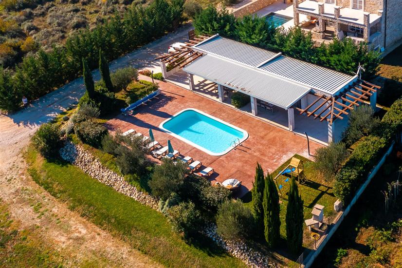 Villa Almond