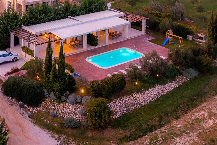 Villa Almond