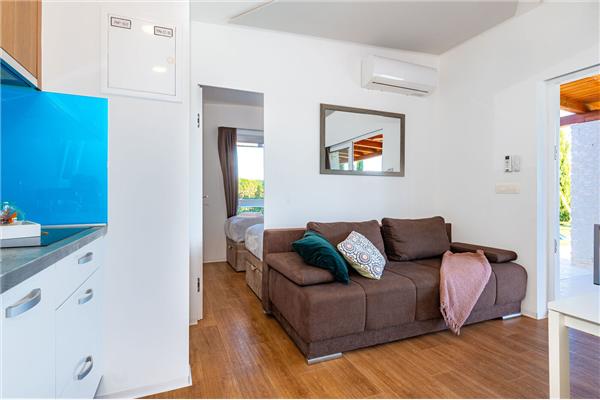 House K1, for 8 persons