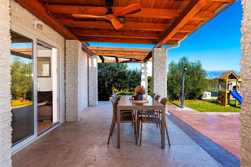 House K1, for 8 persons