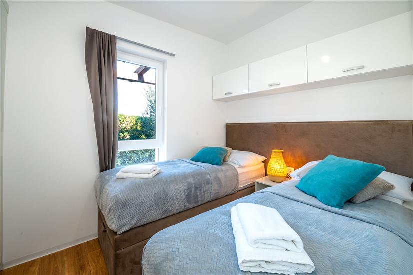 House K1, for 8 persons