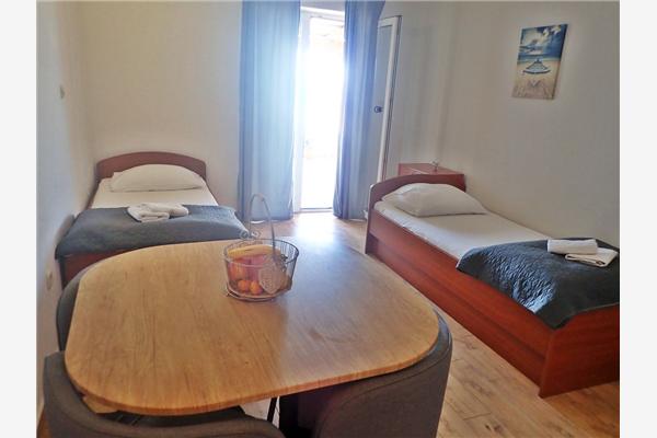 Apartment A2, for 4 persons