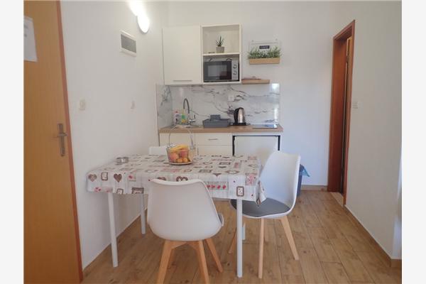 Apartment A4, for 3 persons