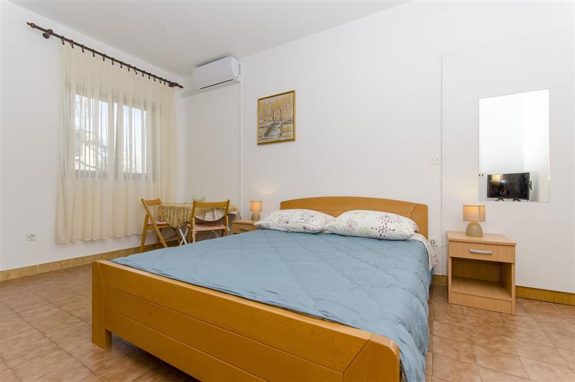 Apartment A2, for 2 persons