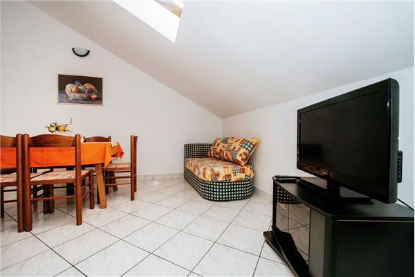 Apartment A1, for 6 persons