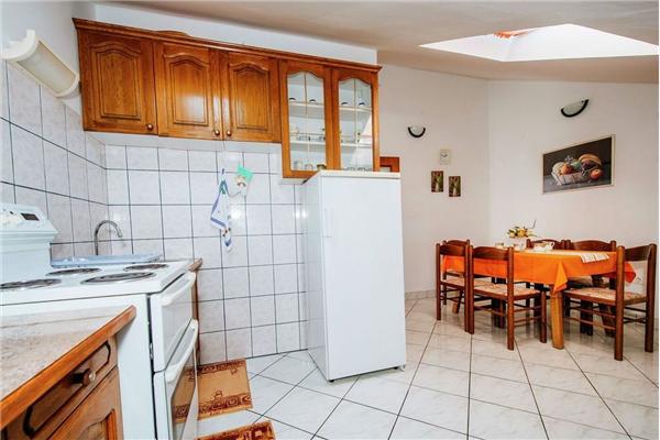 Apartment A1, for 6 persons