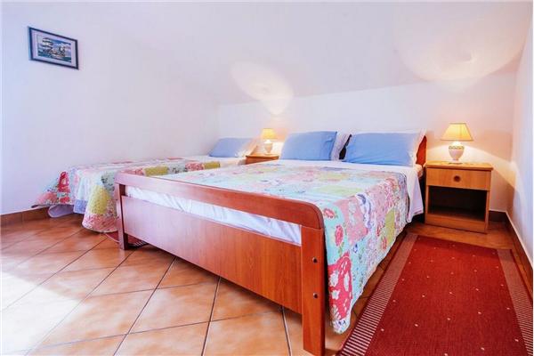 Apartment A1, for 6 persons