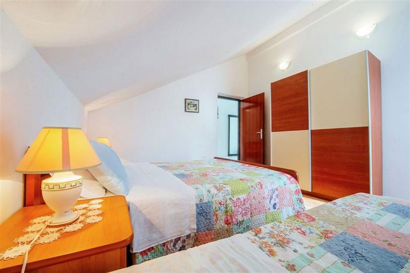 Apartment A1, for 6 persons