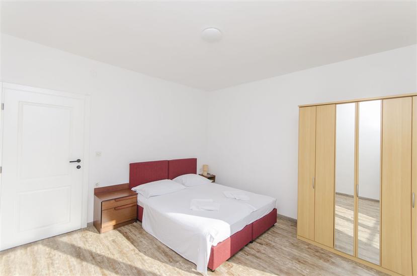 Lägenhet A1, för 6 personer