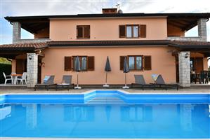 Апартаменты - Porec