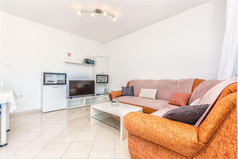 Apartment A4, for 4 persons