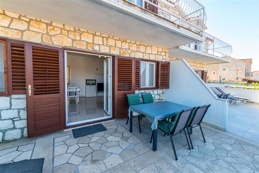 Apartment A4, for 4 persons