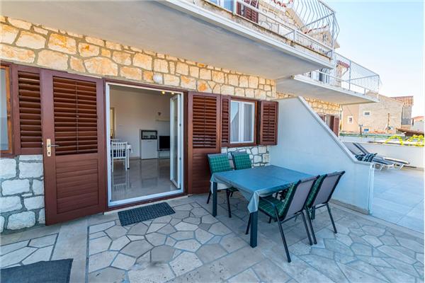 Apartment A4, for 4 persons