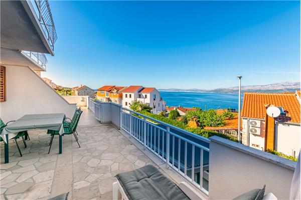 Apartment A4, for 4 persons