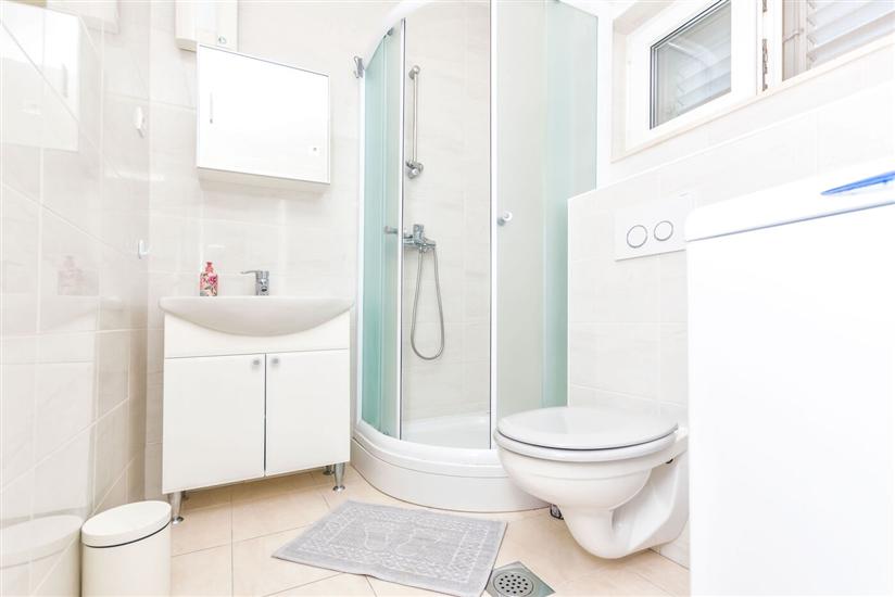 Apartment A4, for 4 persons