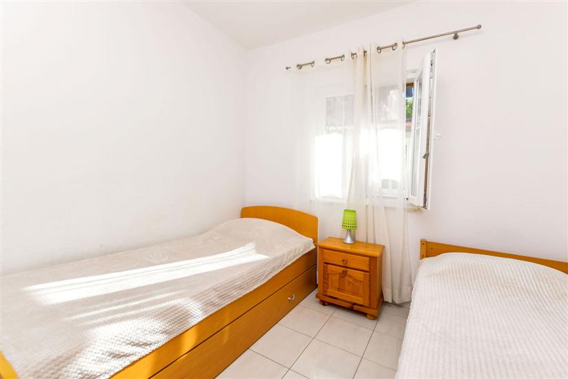 Apartment A4, for 4 persons