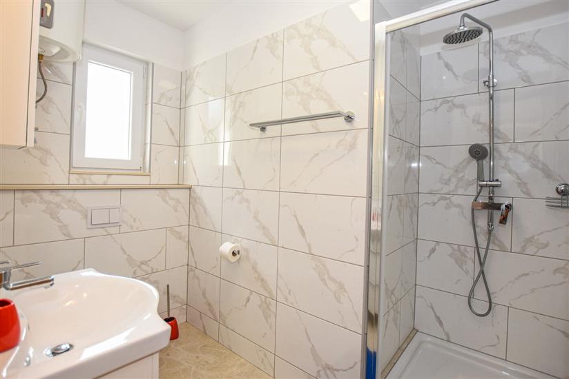 Lägenhet A4, för 5 personer