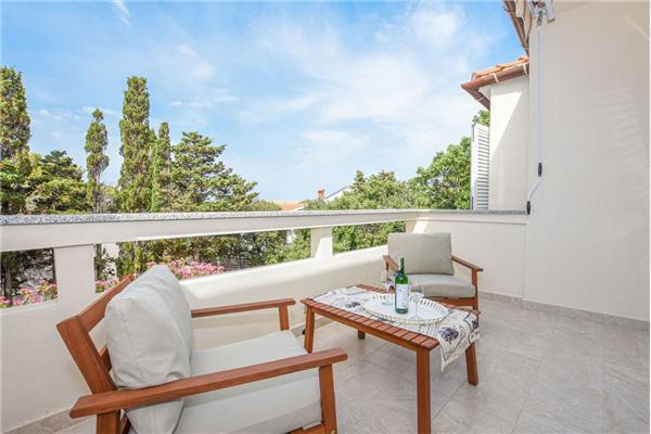 Lägenhet A4, för 5 personer