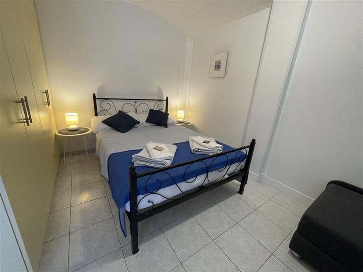 Apartment A2, for 3 persons