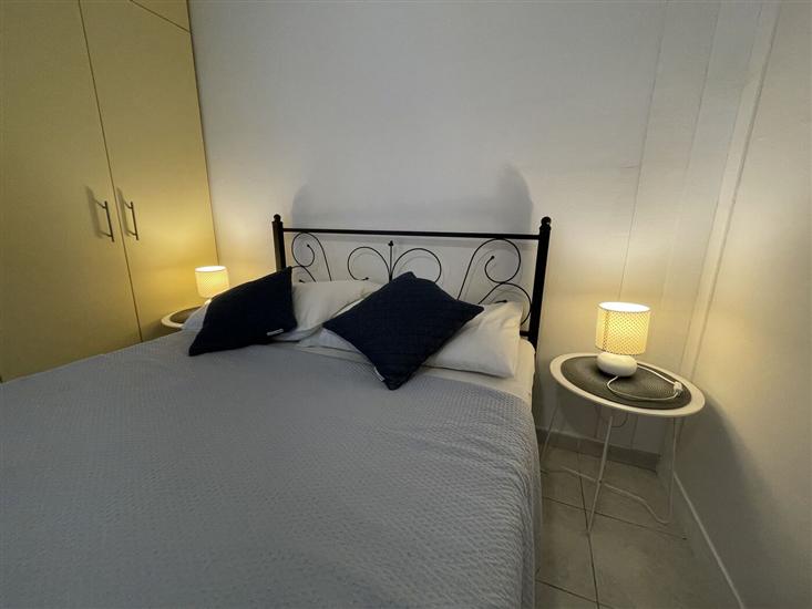 Apartment A2, for 3 persons