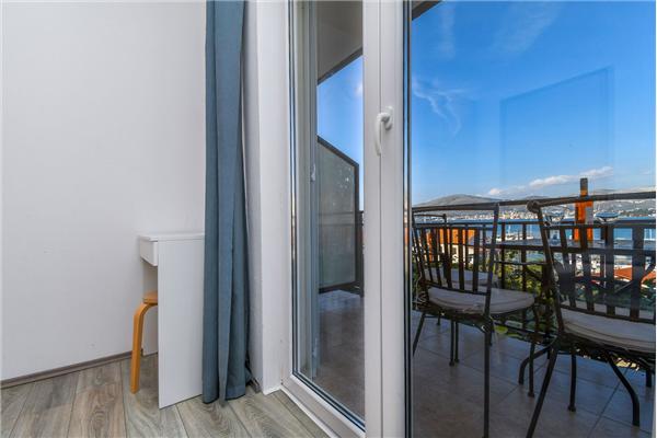 Apartment A2, for 5 persons