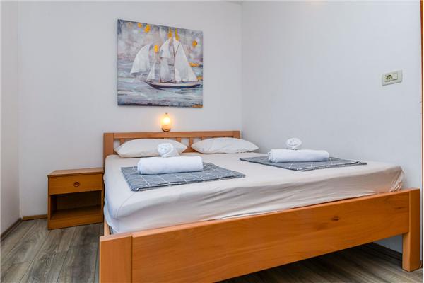 Apartment A2, for 5 persons