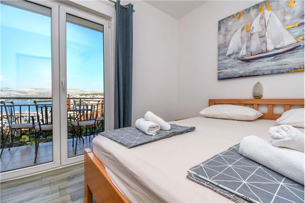 Apartment A2, for 5 persons