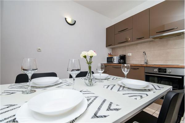 Apartment A2, for 5 persons
