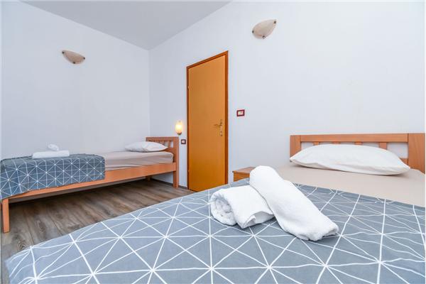 Apartment A3, for 5 persons