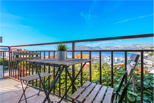 Apartment A3, for 5 persons