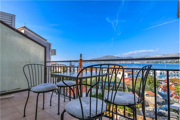 Apartment A3, for 5 persons