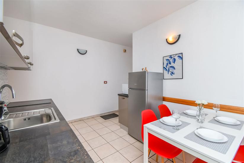 Apartment A3, for 5 persons