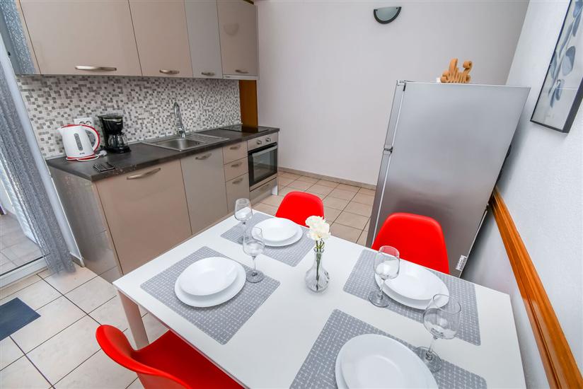 Apartment A3, for 5 persons