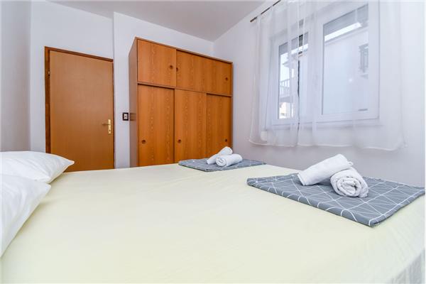 Apartment A3, for 5 persons