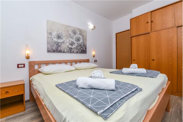 Apartment A3, for 5 persons