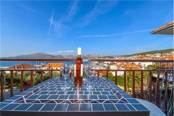 Apartment A4, for 3 persons