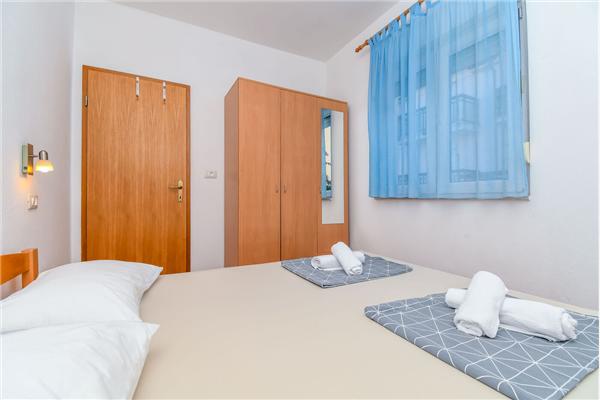 Apartment A4, for 3 persons