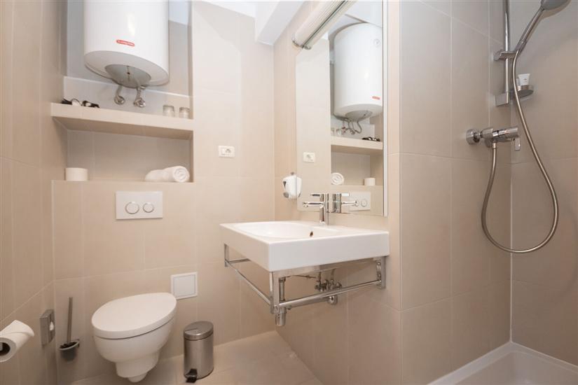 Apartment A2, for 5 persons