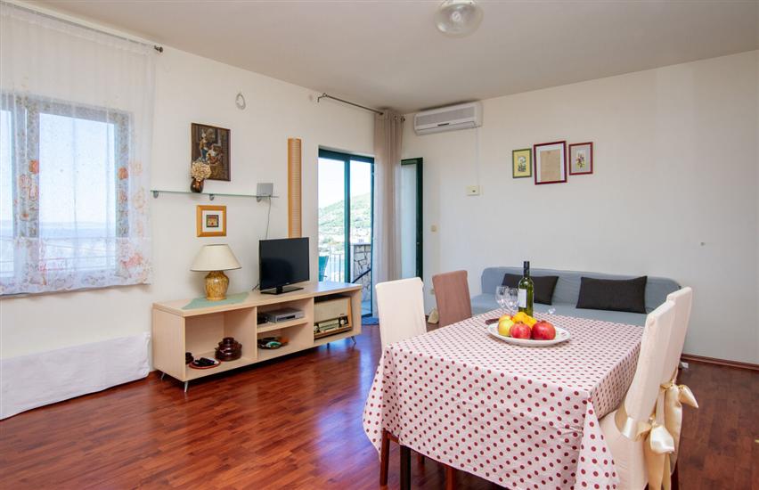 Apartment A1, for 4 persons