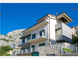 Apartment Iva Omis, Size 65.00 m2, Airline distance to town centre 800 m