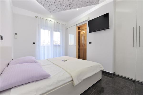 House K1, for 8 persons