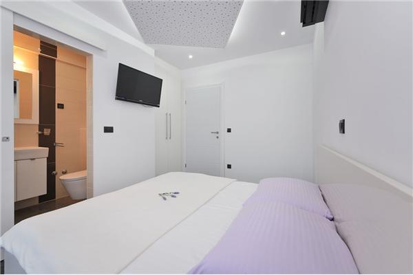 House K1, for 8 persons