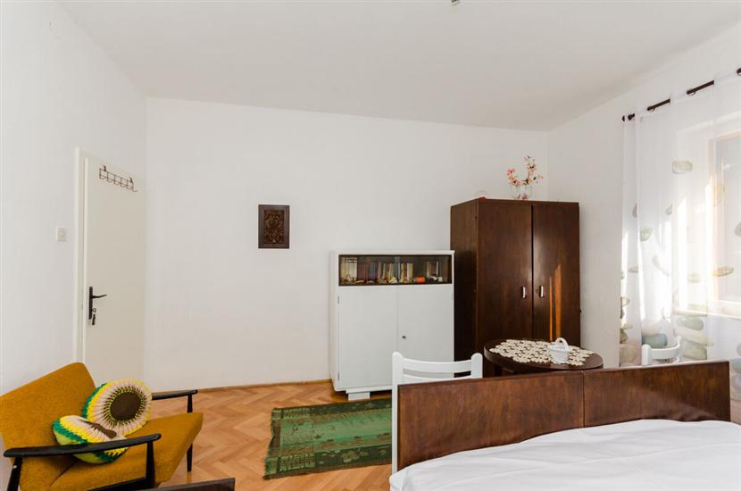 House K1, for 8 persons