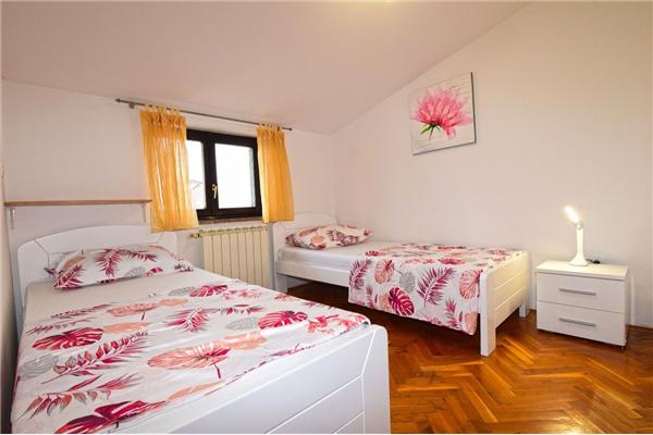 Apartment A2, for 4 persons