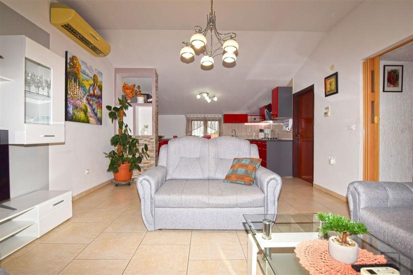 Apartment A2, for 4 persons