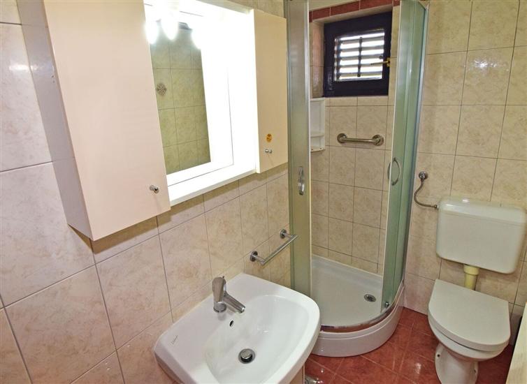 Apartment A2, for 4 persons