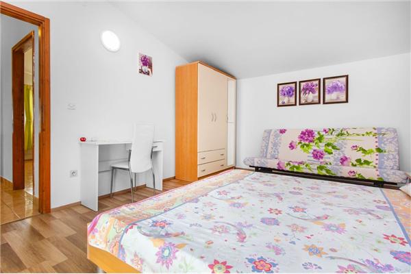 Apartment A2, for 4 persons