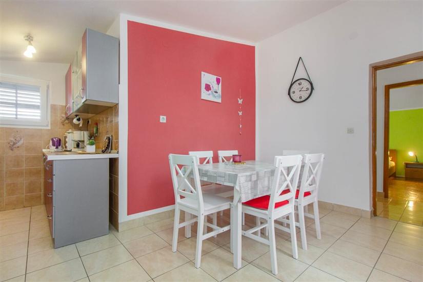 Apartment A2, for 4 persons